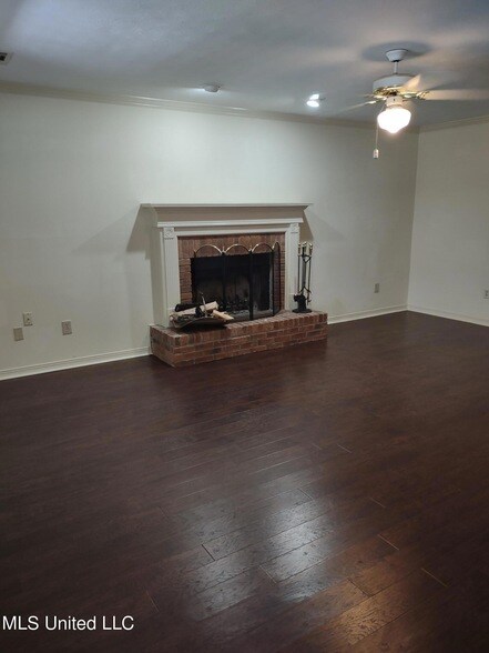 Building Photo - 336 Pebble Creek Dr