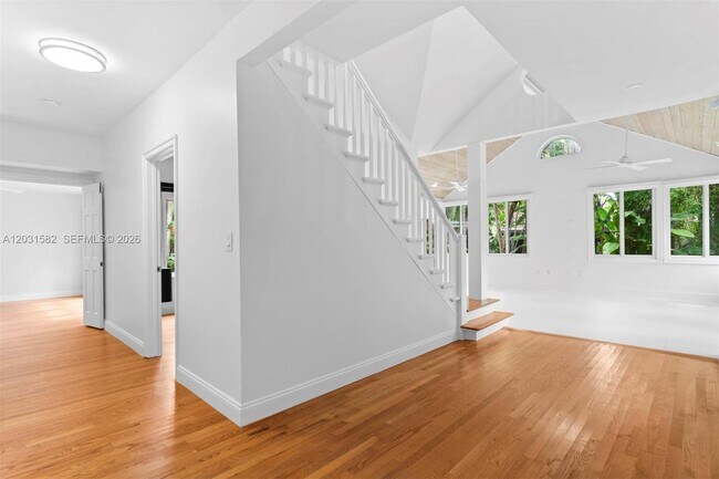 Building Photo - 3945 Loquat Ave