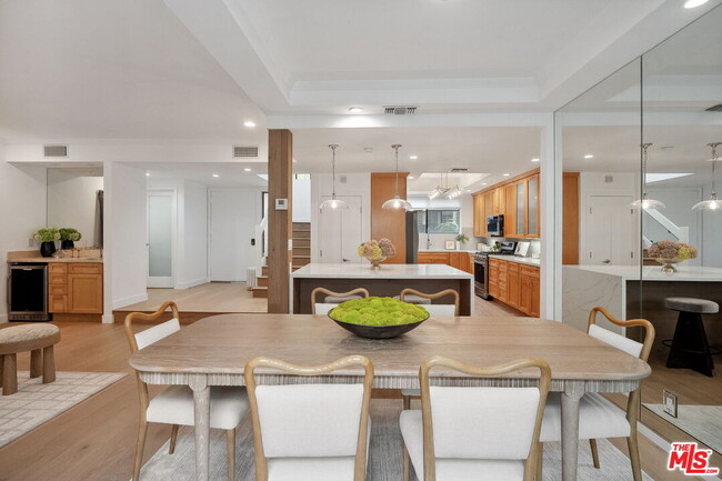 Building Photo - 234 S Tower Dr