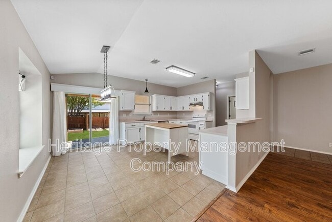 Building Photo - 659 Coral Harbor