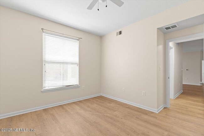 Building Photo - 8539 Gate Pkwy W