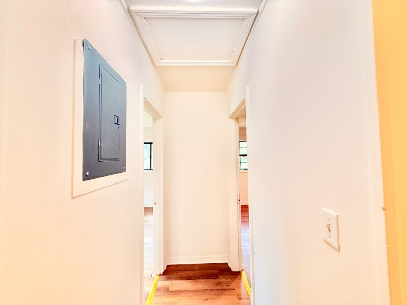 Building Photo - 536 SE 72 St