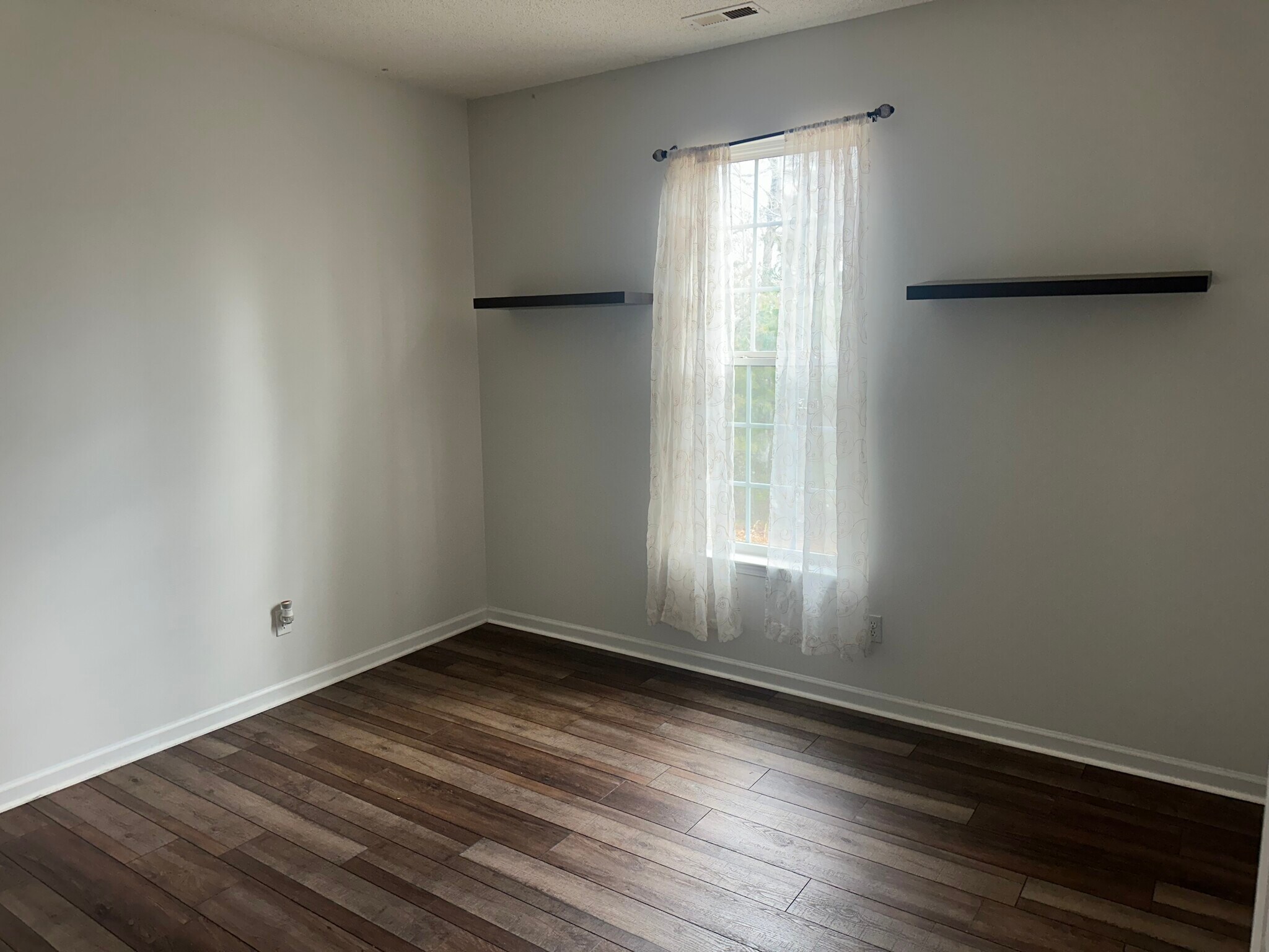 Building Photo - 43 Old Southside Rd