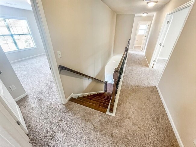 Building Photo - 5840 Zelkova Dr