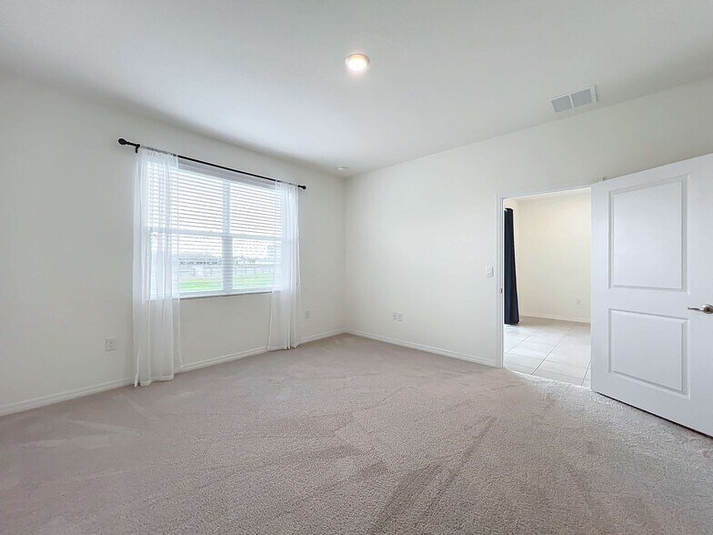 Building Photo - 5059 Stokes Way