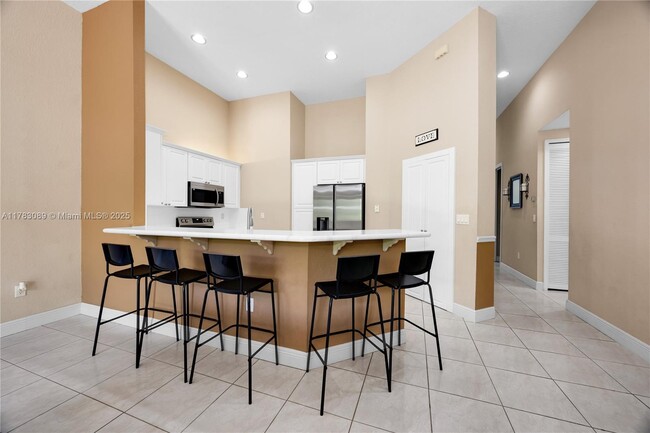 Building Photo - 16000 SW 91st Ct