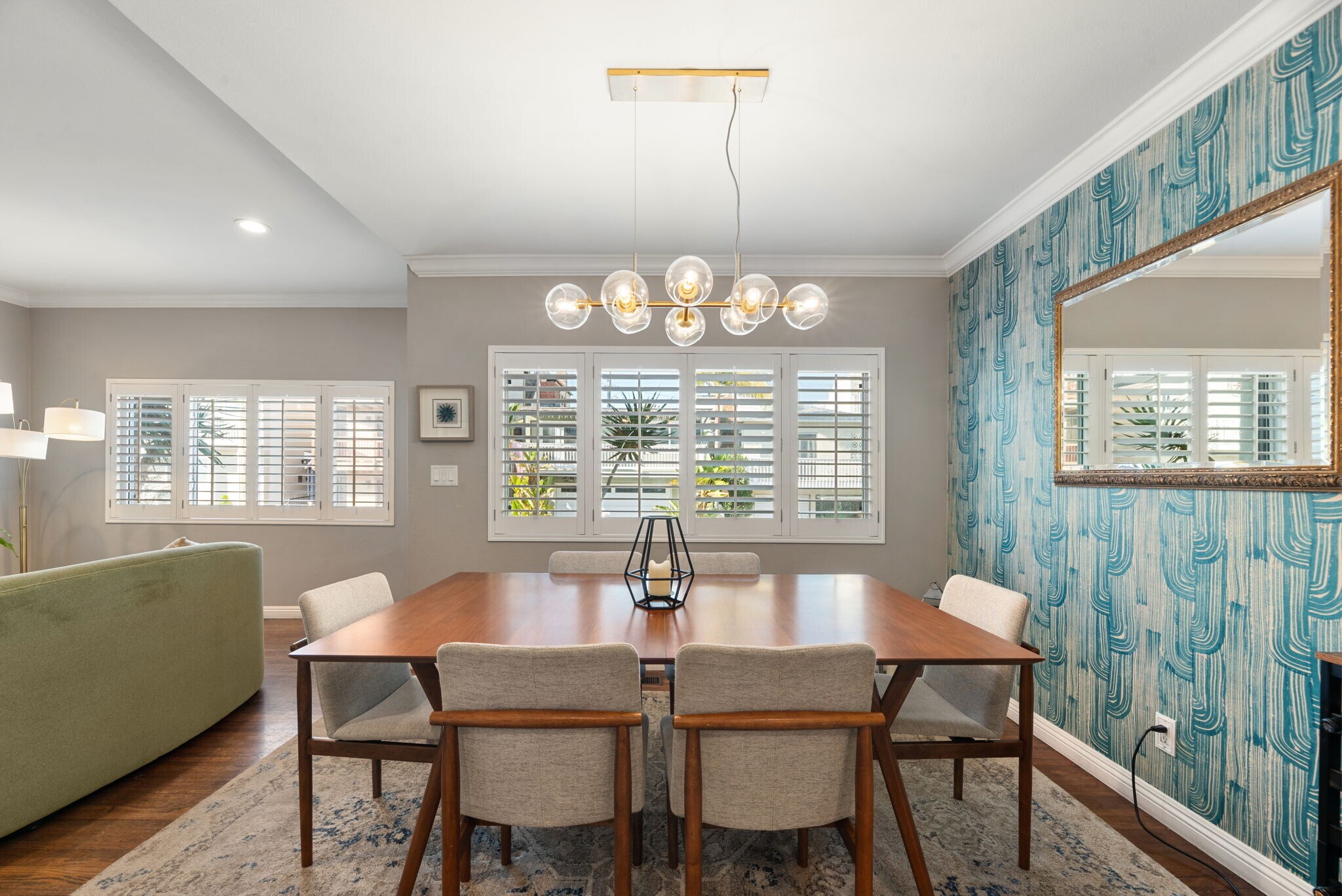 Building Photo - 330 28th St