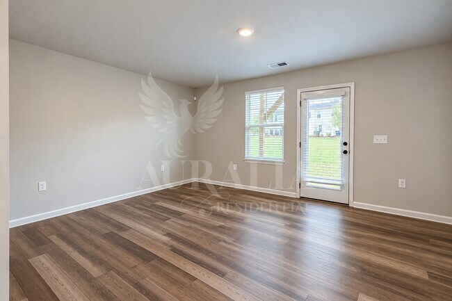 Building Photo - 2721 Chert Ln