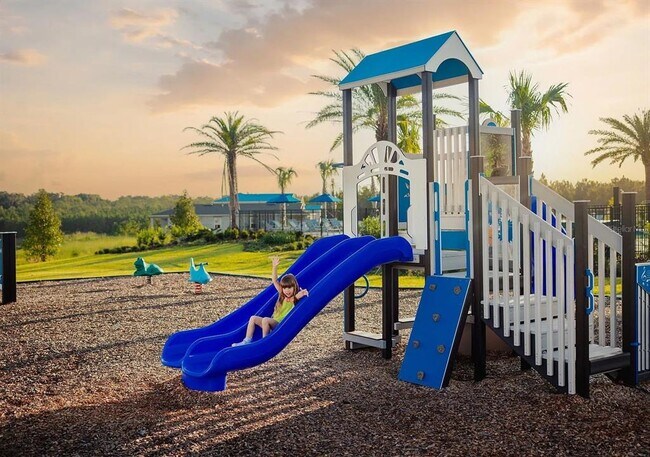 Building Photo - 1315 Normandy Dr