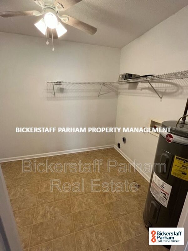 Building Photo - 3902 Leisure Ave