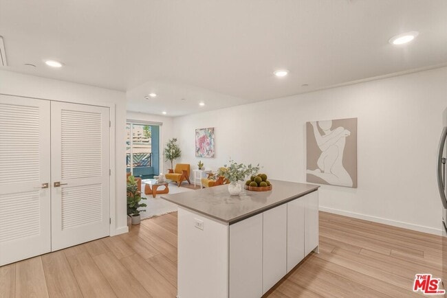 Building Photo - 1759 N Gower St