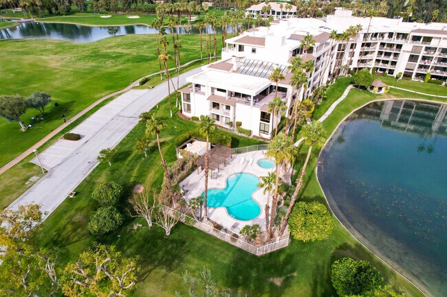 Building Photo - 910 Island Dr