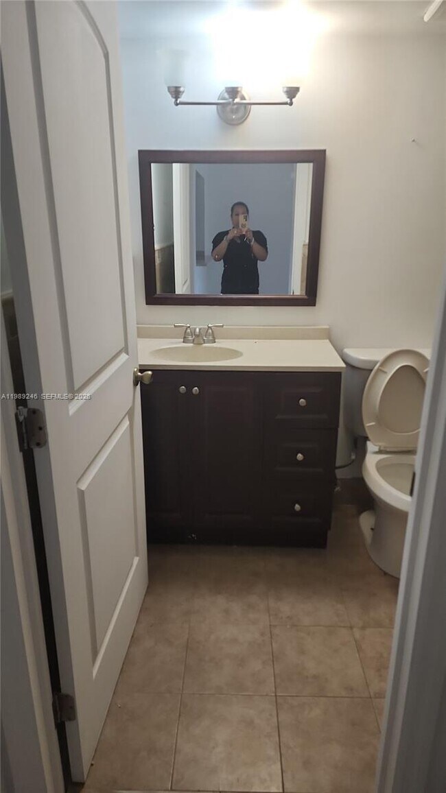 Building Photo - 10227 NW 9th St Cir