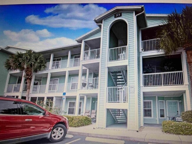 Building Photo - 204 16th St