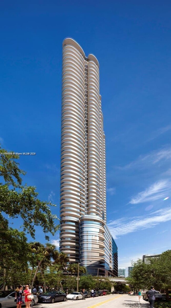 Primary Photo - 1000 Brickell Plaza