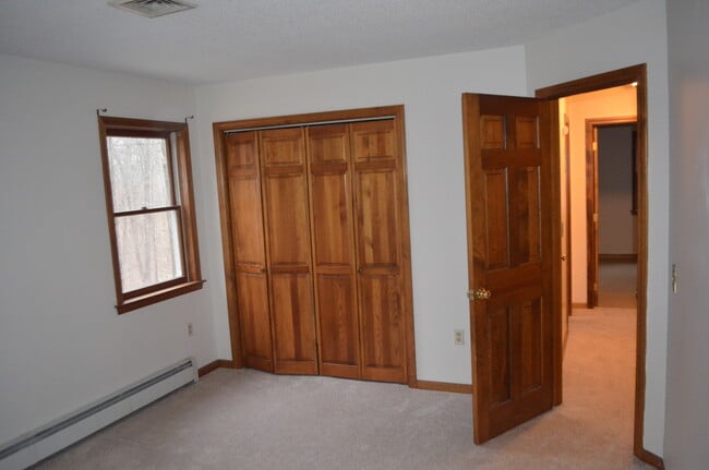Building Photo - 1286 Arbutus St