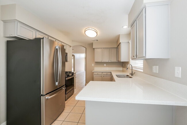 Building Photo - 8379 Yamhill St