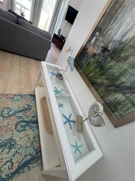 Building Photo - 2571 Cyprus Dr