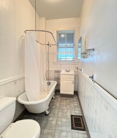 Building Photo - 55 Rindge Ave