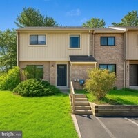 Building Photo - 120 Sycamore Ct