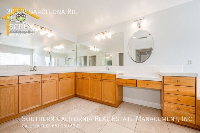 Building Photo - 30328 Barcelona Rd