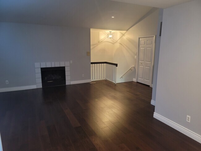 Building Photo - 46101 Allenton Dr
