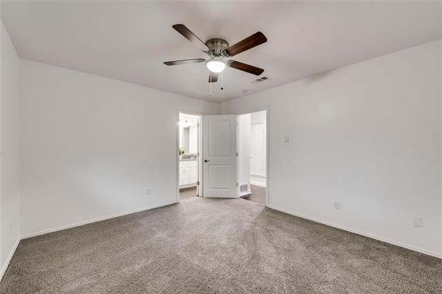 Building Photo - 9522 Hilldale Dr