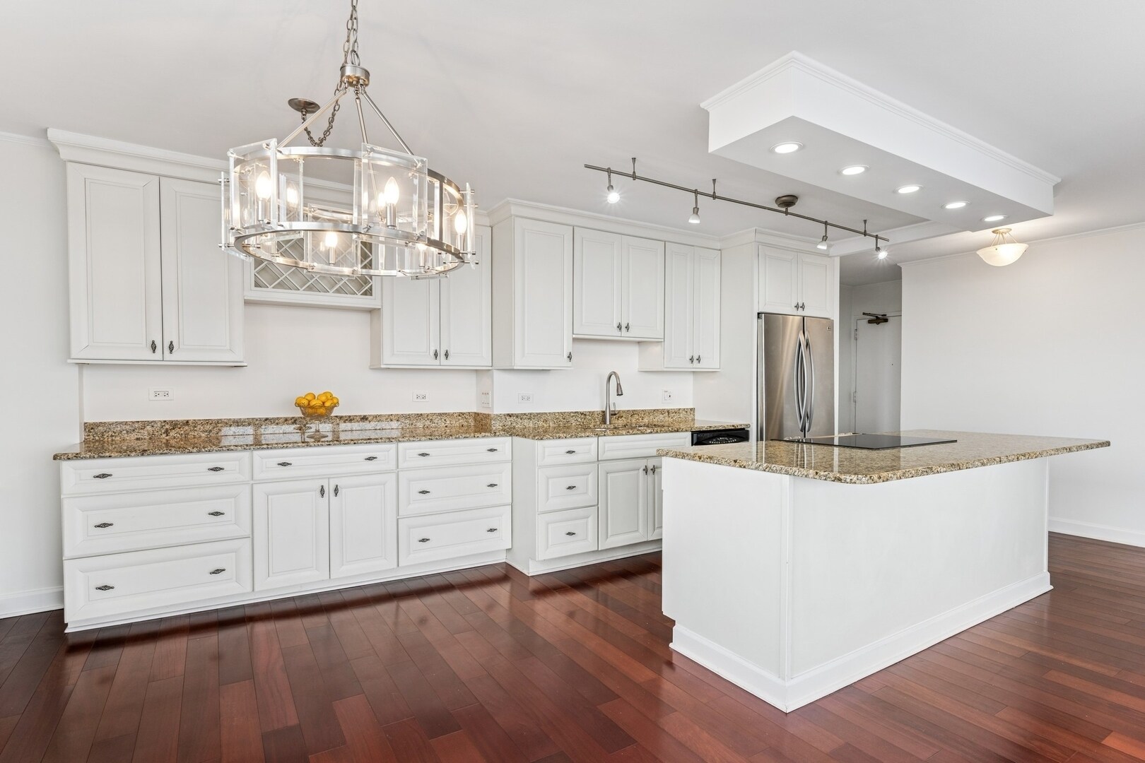 Building Photo - 1360 N Sandburg Ter