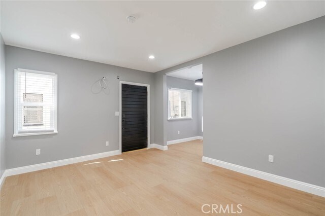 Building Photo - 1051 Western Ave