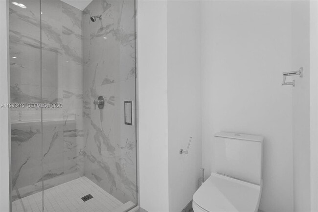 Building Photo - 851 NE 1st Ave