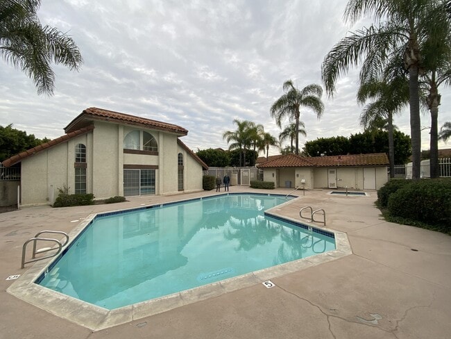 Building Photo - 26211 La Real