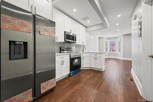 Building Photo - 115-21 143rd St