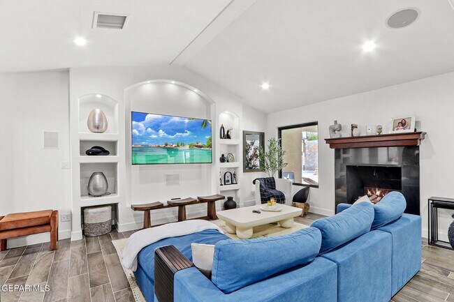 Building Photo - 1316 Hookridge Dr