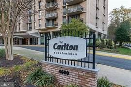 Building Photo - 4600 S Four Mile Run Dr