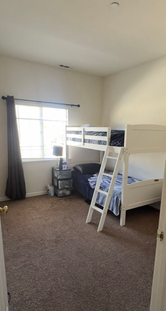 Building Photo - Spacious 3 Bedroom 2.5 Bath condo with large bonus room in Freedom Ca