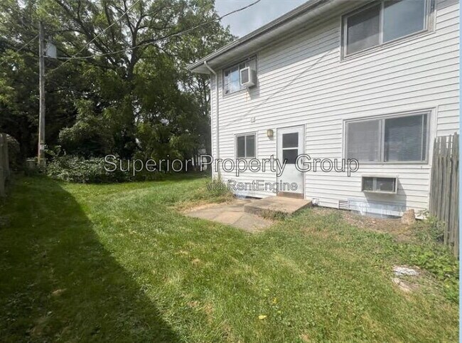 Building Photo - 536 Melody Ln