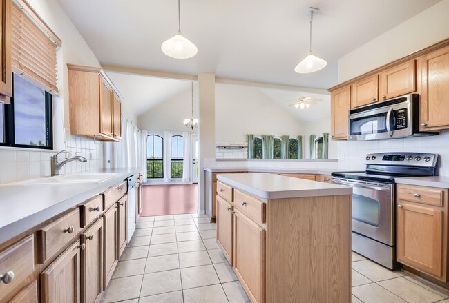 Building Photo - 4520 Blacksmith Cove