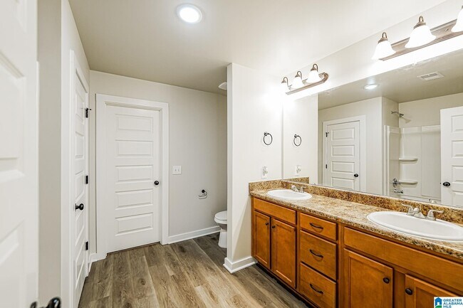 Building Photo - 555 Kincaid Cove Ln