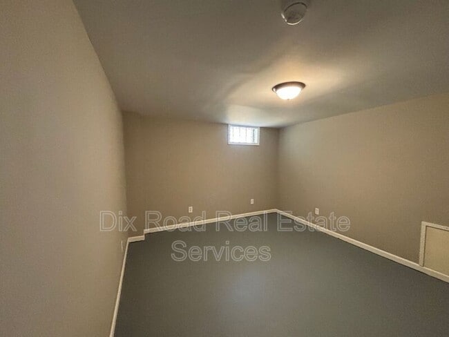 Building Photo - 2351 Wienburg Dr