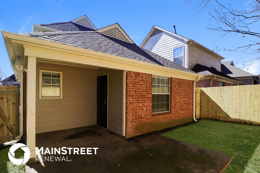 Building Photo - 9208 Lazzini Cove