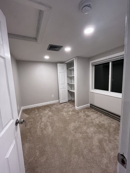 Building Photo - 48 Aberdeen Rd