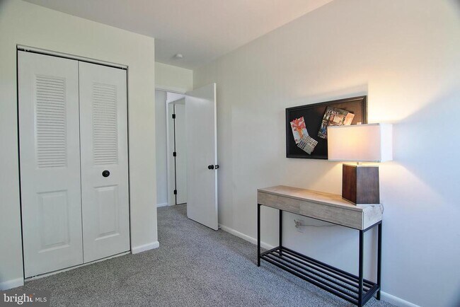 Building Photo - 2705 Walnut Ridge Dr