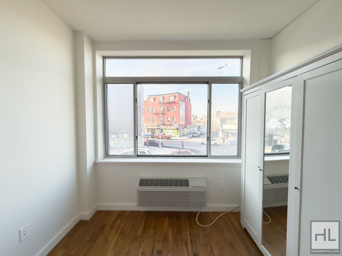 Building Photo - NOLL STREET / Spacious Bushwick 2-Bed 1-Bath / 1-Month Free
