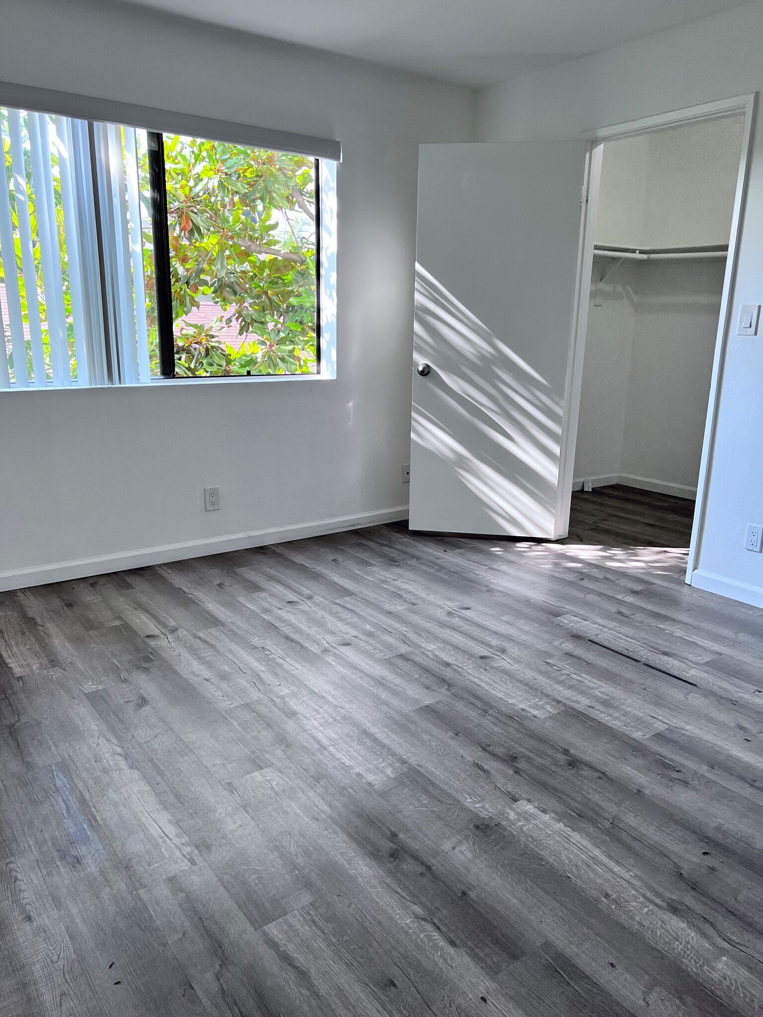 Building Photo - 2425 Purdue Ave