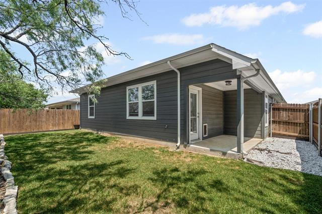 Building Photo - 607 Phillips Ct