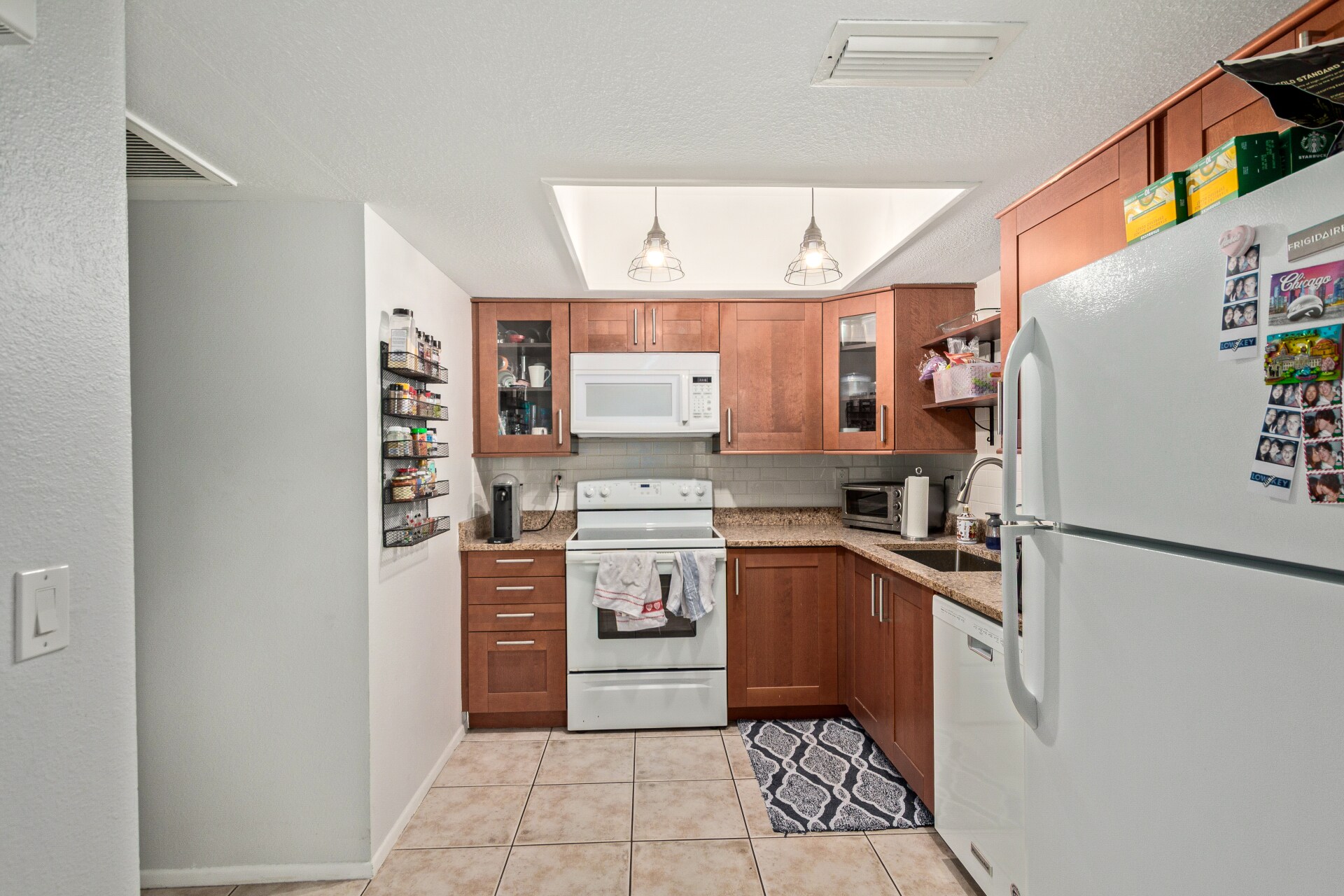 Kitchen - 115 W 10th St