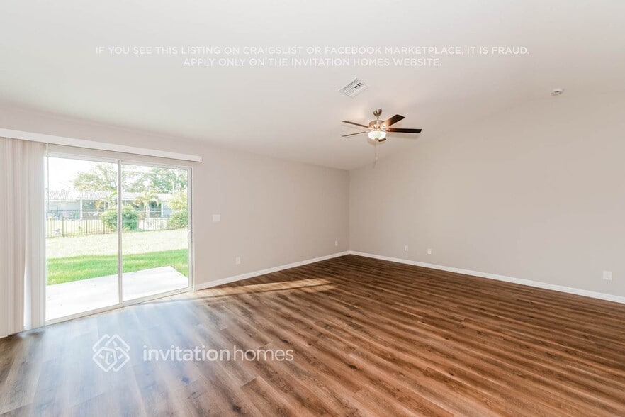 Building Photo - 810 Merrimac St SE