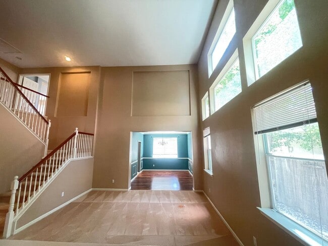 Building Photo - 959 Sterling Cir