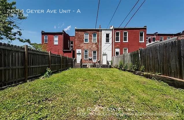 Building Photo - 2634 Geyer Ave