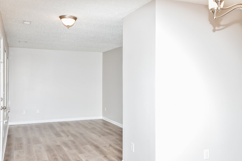 Building Photo - 12805 Coral Sunrise Dr